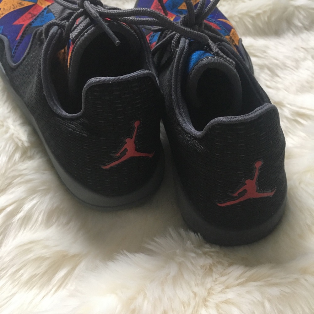 Jordan sneakers - Picture 4 of 5